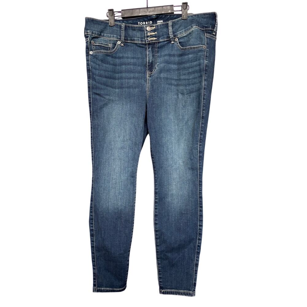 Torrid Super Soft Jegging Jeans Denim Plus Size